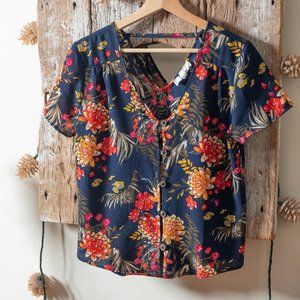 Adorable Navy Blue Floral Short Sleeve Top Sz S